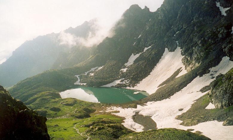 Kaçkar Dağı Gölü